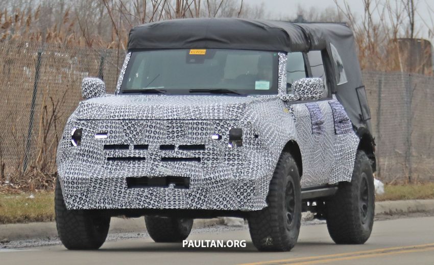 SPYSHOTS: Ford Bronco spotted running road tests 1074233