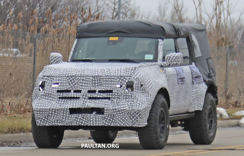 SPYSHOTS: Ford Bronco spotted running road tests 1074234