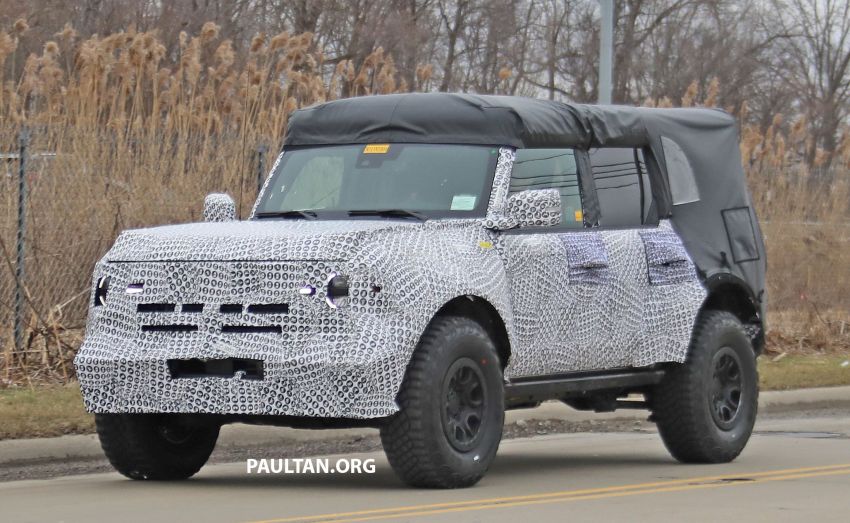SPYSHOTS: Ford Bronco spotted running road tests 1074237