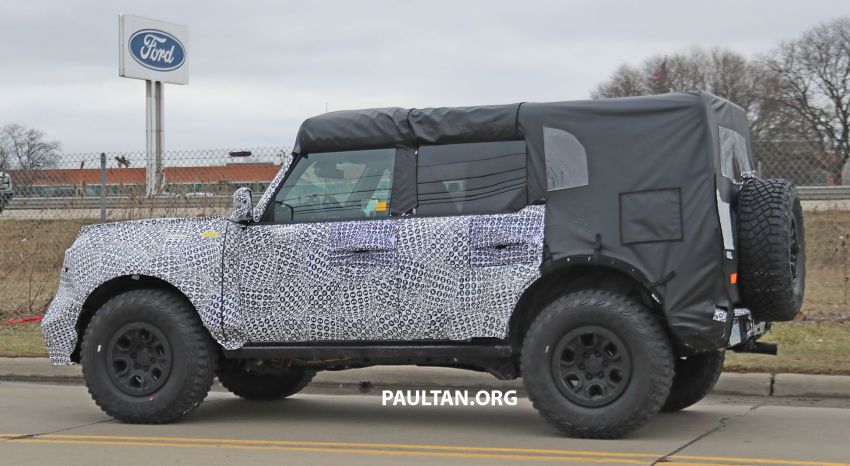 SPYSHOTS: Ford Bronco spotted running road tests 1074245