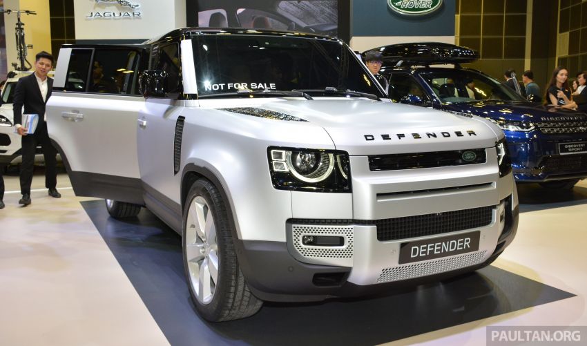 New Land Rover Defender previewed in Singapore 1069267