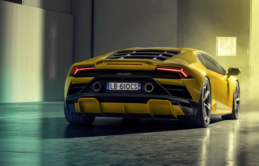 Lamborghini Huracán Evo RWD revealed – facelift gets 610 PS to rear wheels, plus new traction control 1065385