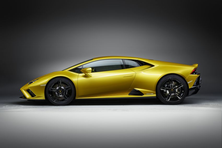 Lamborghini Huracán Evo RWD revealed – facelift gets 610 PS to rear wheels, plus new traction control 1065368