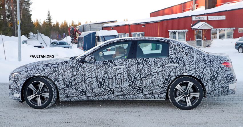 SPIED: W206 Mercedes-Benz C-Class shows more skin 1074269