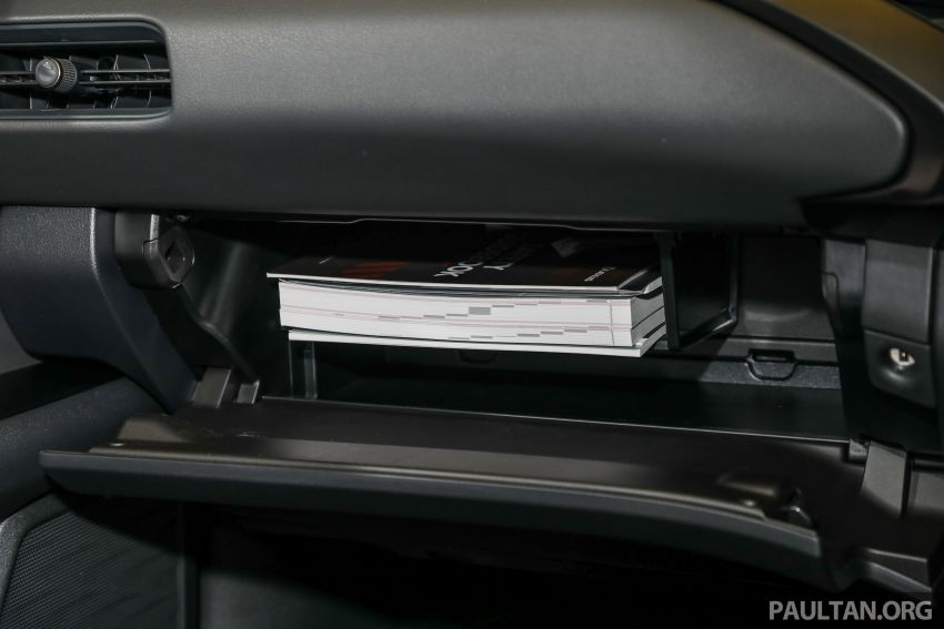 Lexus UX boleh ditempah – tiga varian, dari RM244k 1082595