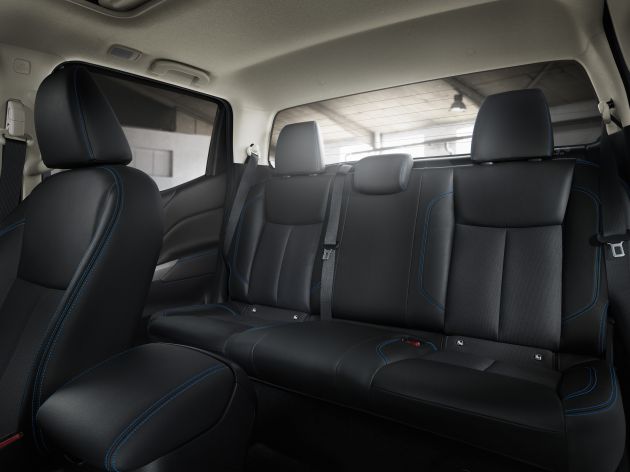 2020 Nissan Navara N-Guard debuts in Europe – new Electric Blue paint, NissanConnect with Apple CarPlay