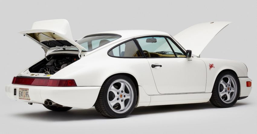 Porsche and Aimé Leon Dore restore classic 911 C4 1079858