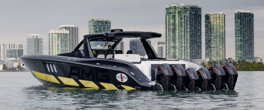 Mercedes-AMG and Cigarette Racing collaborate on special edition boat, comes with matching G63 1083005