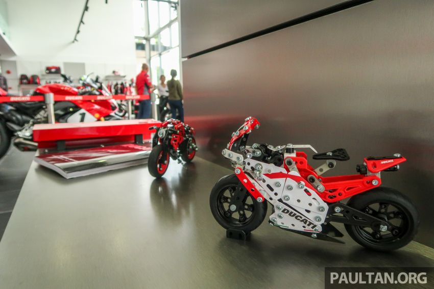 Pusat pameran Ducati kedua terbesar di Asia Tenggara dibuka di Petaling Jaya – buka setiap hari, lebih selesa 1077975