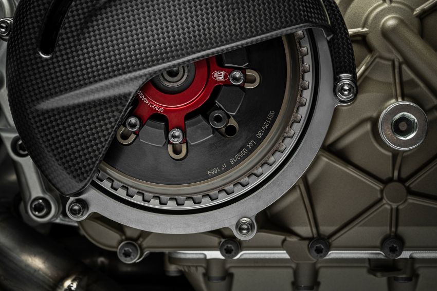 Ducati Panigale Superleggera V4 – superbike produksi paling berkuasa dan maju Ducati, casis gentian karbon 1078437