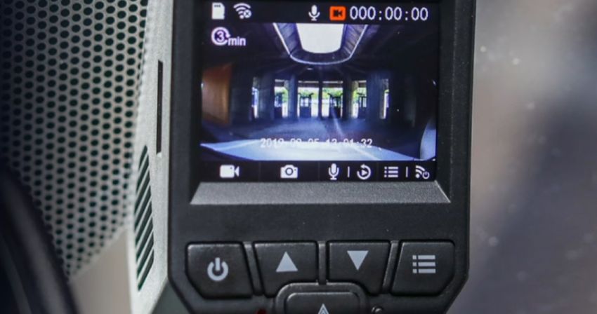 Mitsubishi Triton VGT MT Premium dinaik taraf dengan perakam video, sistem infotainmen baru, RM113k 1082010