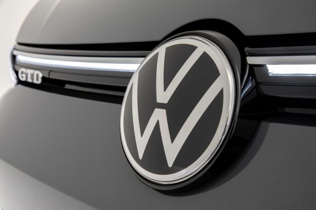 Volkswagen: E-fuels to prolong life of combustion engine, encouraged by EV technology limitations