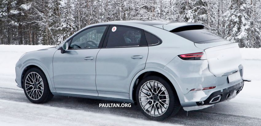 SPIED: Porsche Cayenne Coupe GT – new tailpipes signify higher performance version with over 800 hp? 1088494