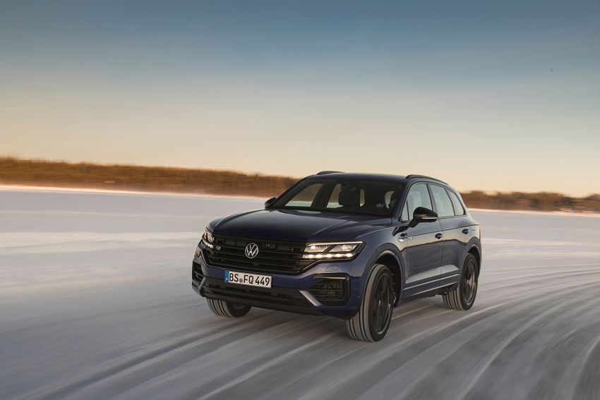Volkswagen Touareg R revealed with 3.0L turbo V6 plug-in hybrid powertrain – 462 PS and 700 Nm 1086691