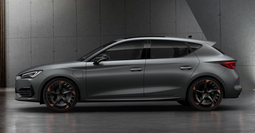 2020 Cupra Leon debuts – Spanish Golf gets up to 310 PS, 400 Nm, 7-speed DSG & AWD; 0-100 in 4.8 secs! 1089449
