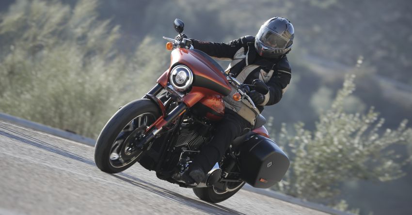 Review: 2020 Harley-Davidson Triple S media ride, Part 2 – Sport Glide and Heritage Classic, from RM113,100 1098577