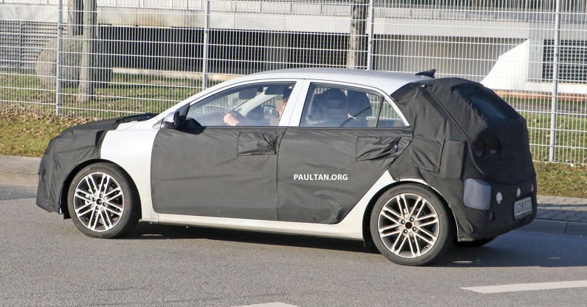 SPIED: 2020 Kia Rio facelift spotted, to debut this year 1095335