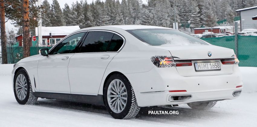 SPYSHOTS: 2022 BMW 7 Series mule in G11/G12 body 1090266