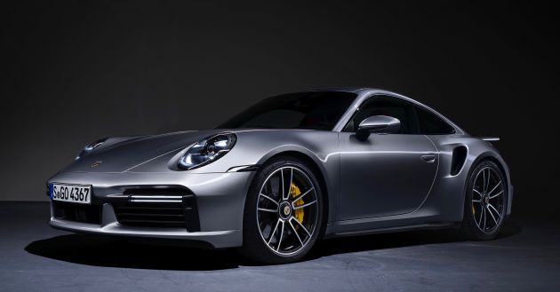 Porsche 911 is hybrid-ready, but too heavy; fully electric version ‘not before 2030’ with next-gen model