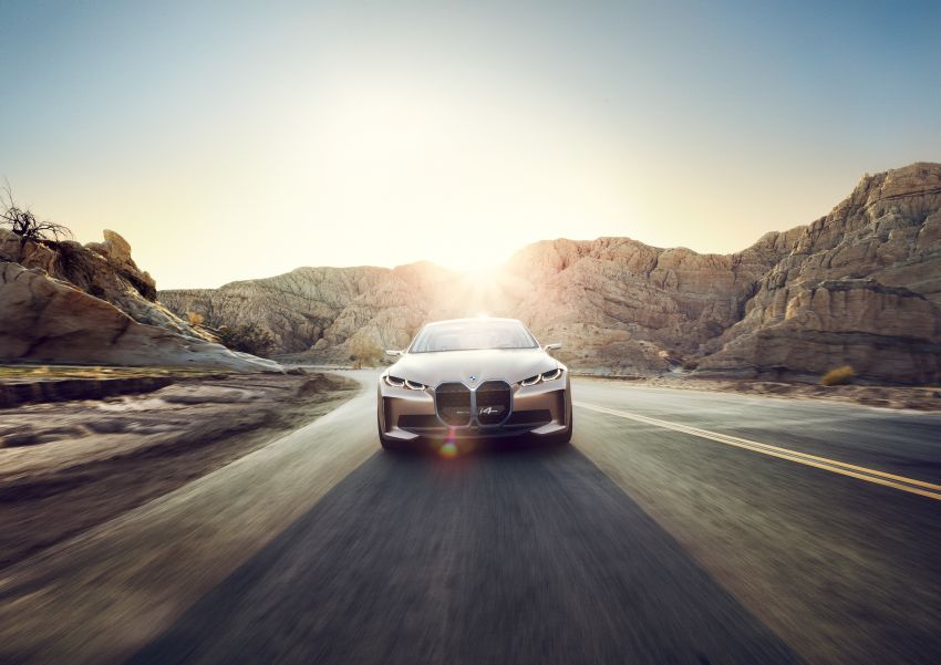 BMW Concept i4 revealed – previews electric Gran Coupe with 530 hp, 600 km range; debut in 2021 1090440