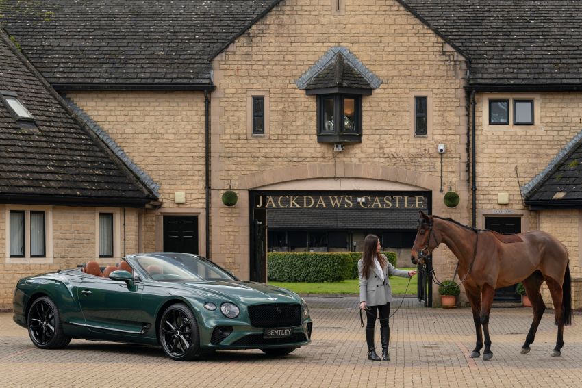 Bentley Continental GT Convertible Equestrian Edition debuts – first member of Mulliner Collections portfolio 1093127