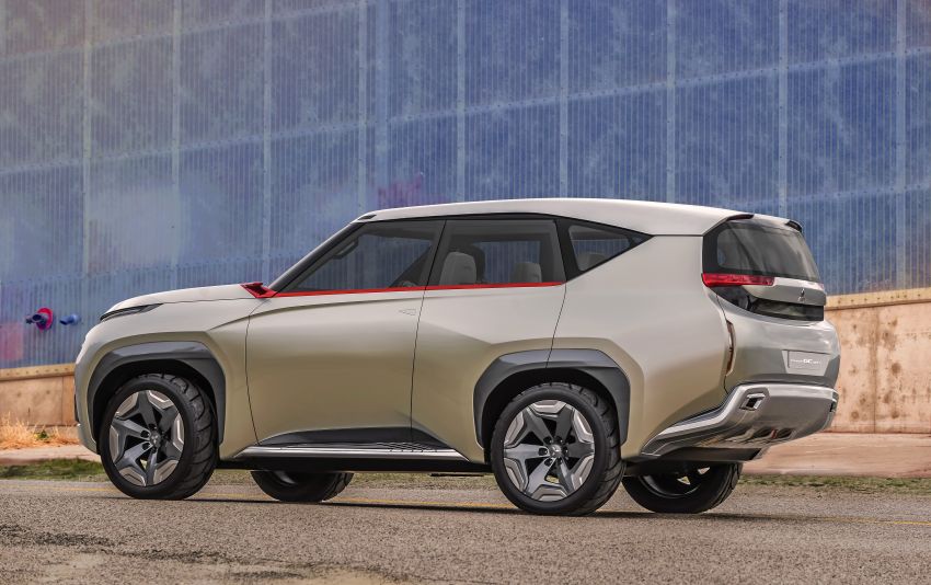 Mitsubishi Pajero generasi baharu akan muncul pada 2022 dengan unit penjana PHEV dari Outlander? 1099502