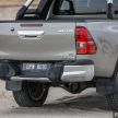 Toyota Hilux 2.8L vs Mitsubishi Triton 2.4L – trak pikap yang mana satu lebih jimat penggunaan bahan api?