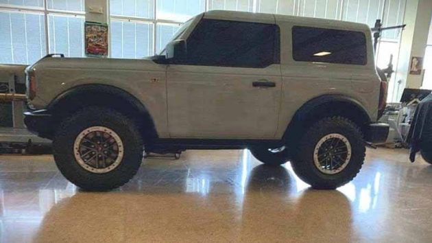 Leaked 2021 Ford Bronco 2 Door Paul Tans Automotive News