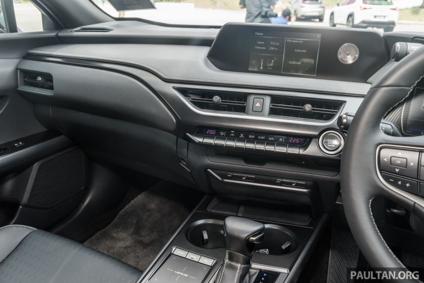 Lexus UX 200 now in Malaysia – RM244k to RM300k 1091479