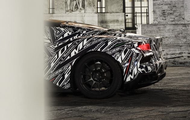 Maserati MC20: more prototype images as reveal nears
