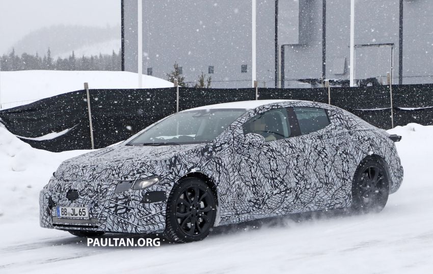 SPYSHOTS: Mercedes-Benz EQE seen for the first time 1093659