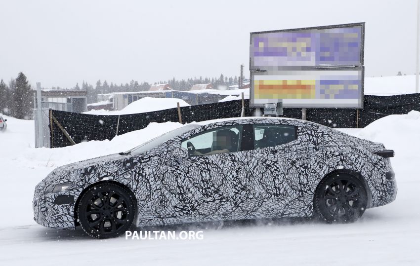 SPYSHOTS: Mercedes-Benz EQE seen for the first time 1093660