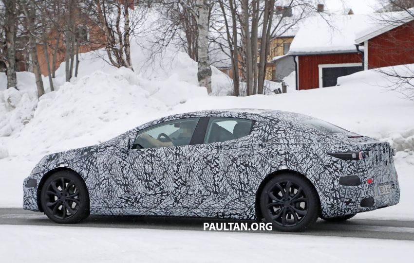 SPYSHOTS: Mercedes-Benz EQE seen for the first time 1093653