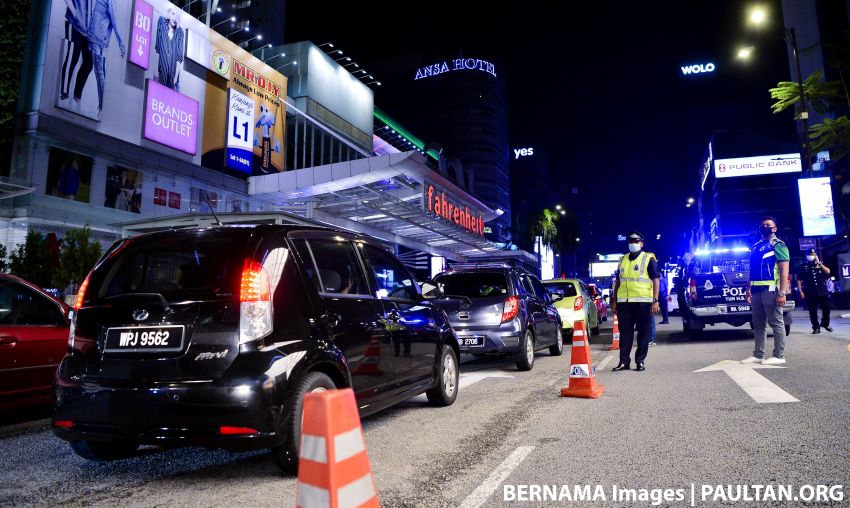 Police begin movement control order roadblock operations in KL and Selangor – just stay at home 1097132