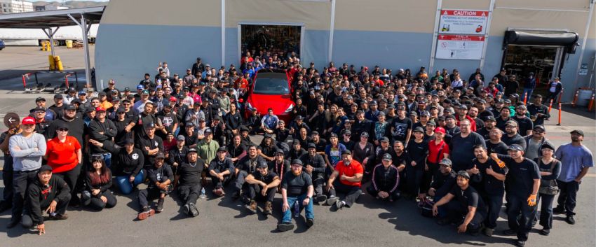 Tesla rolls out Model Y as one millionth car, becomes first EV manufacturer to produce one million vehicles 1094714