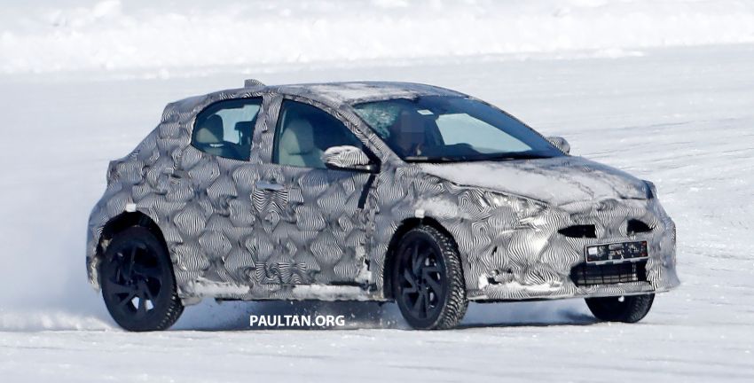 SPIED: Toyota Yaris Cross does cold-weather testing 1099842