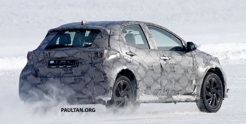 SPIED: Toyota Yaris Cross does cold-weather testing 1099826