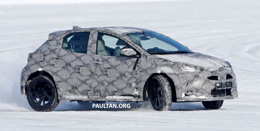 SPIED: Toyota Yaris Cross does cold-weather testing 1099841