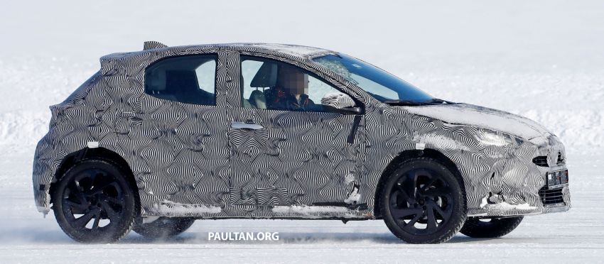 SPIED: Toyota Yaris Cross does cold-weather testing 1099835
