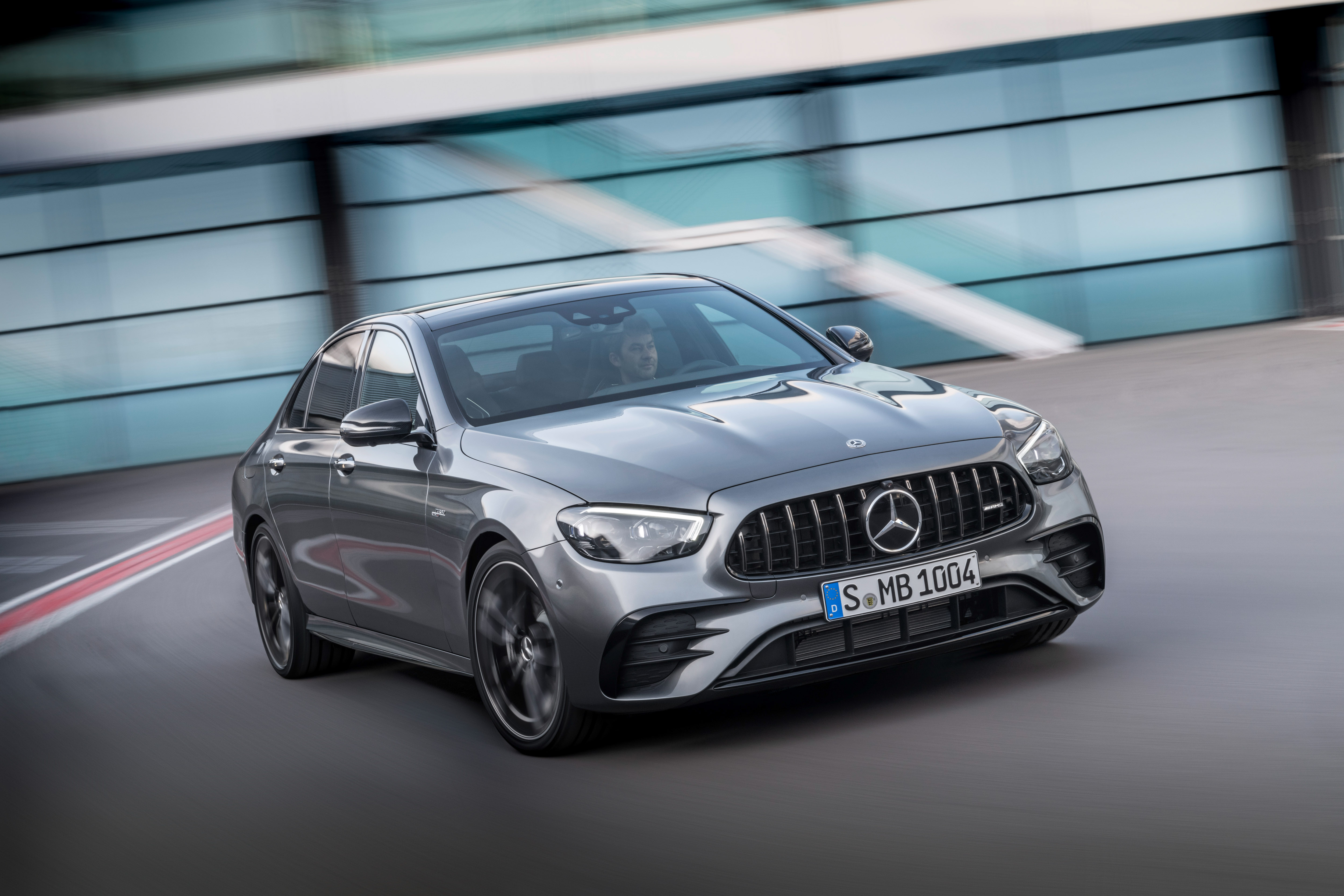 W213 Mercedes-Benz E-Class facelift debuts - new styling, 48V mild hybrid  engines, MBUX, AMG models 