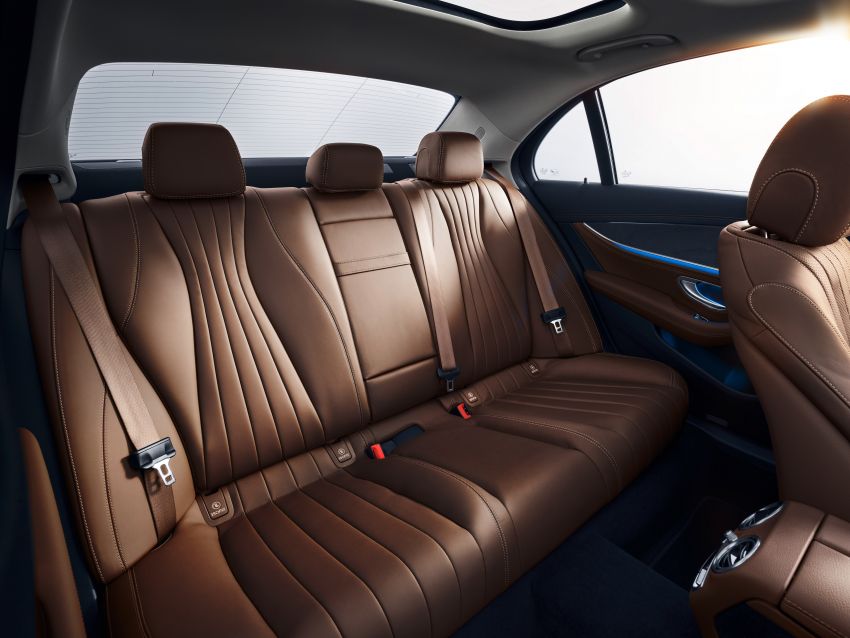 Mercedes-Benz E-Class W213 facelift diperkenal – rupa lebih segar, sistem hibrid ringkas 48V serta MBUX Image #1091219
