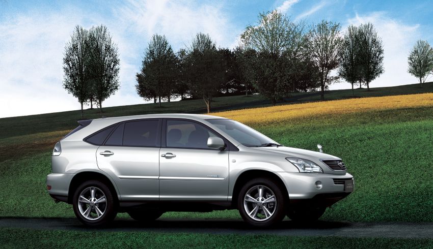 GALLERY: Four generations of the Toyota Harrier SUV 1106678