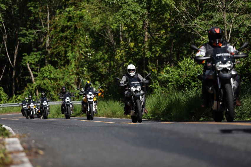 Why do Malaysians like to ride motorcycles? Isn’t it dangerous? What if it rains? – Mohan explains it all 1109961