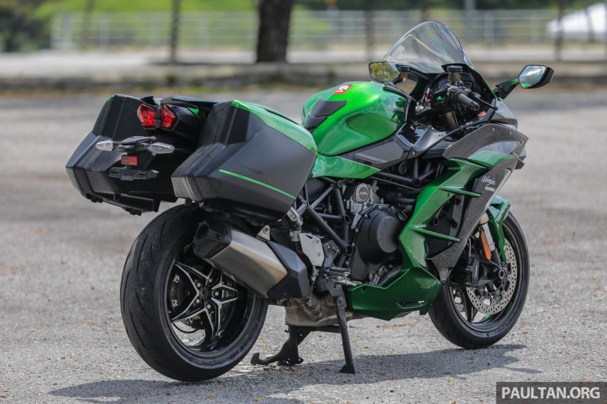 REVIEW: 2019 Kawasaki H2SX – We have lift off 1106381