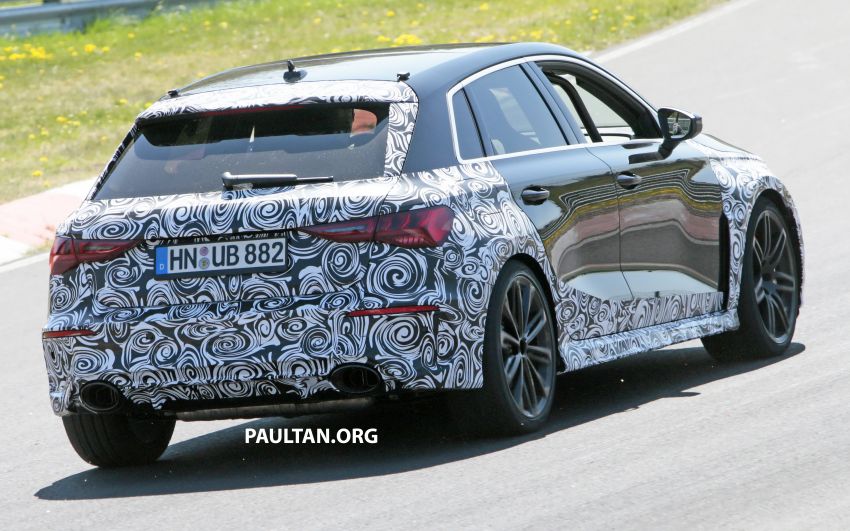 SPYSHOTS: 2021 Audi RS3 sports production bodykit 1109533