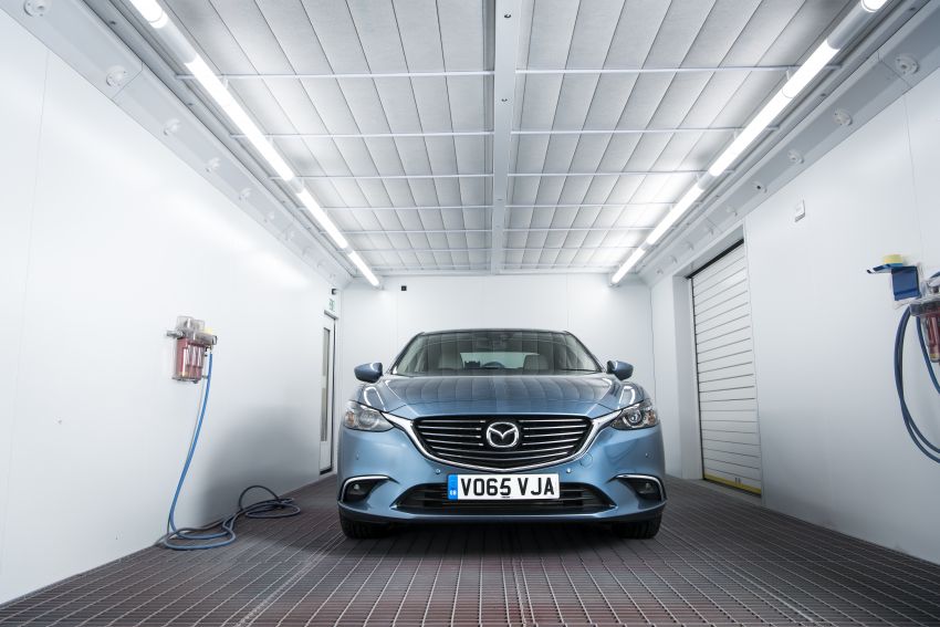 Mazda launches photo-based repair assessment in UK 1109235