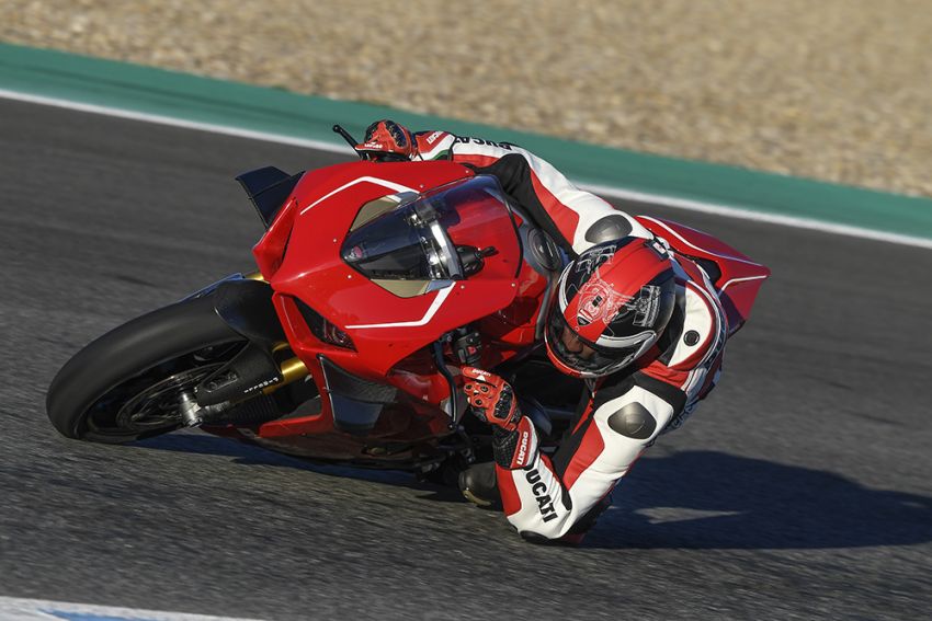 Ducati unveils racing accessories for Panigale V4 1121049