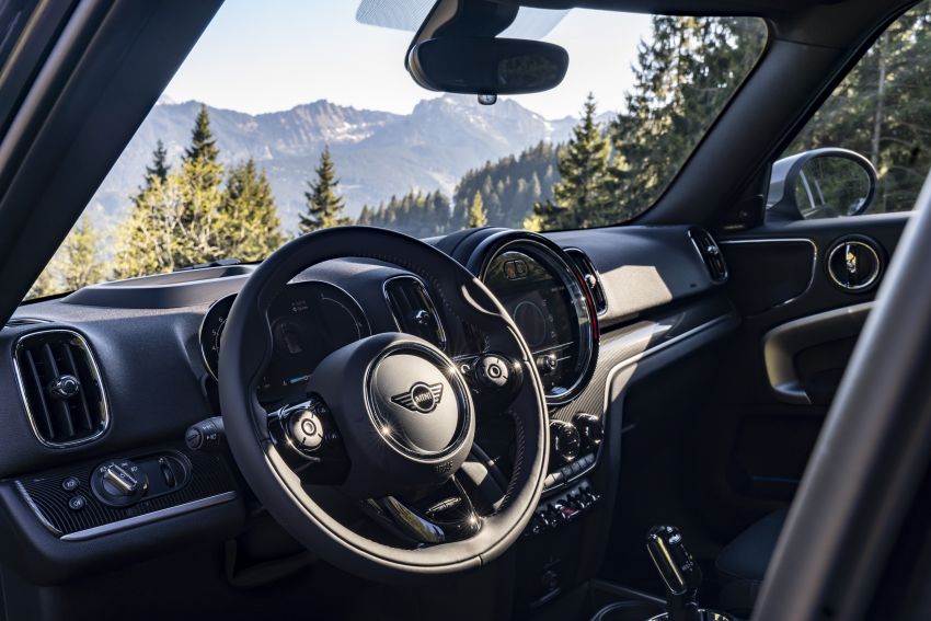 2020 F60 MINI Countryman facelift – cleaner engines, more standard kit, new displays, black exterior trim 1122030
