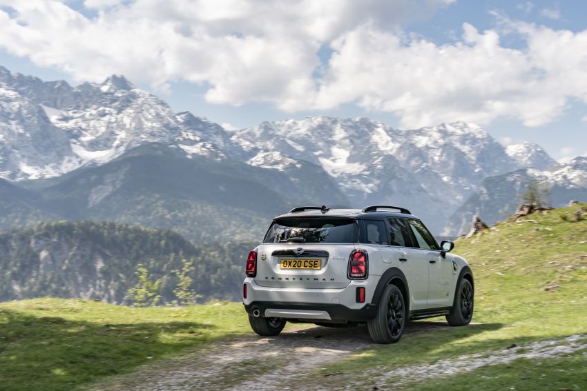 2020 F60 MINI Countryman facelift – cleaner engines, more standard kit, new displays, black exterior trim 1122153