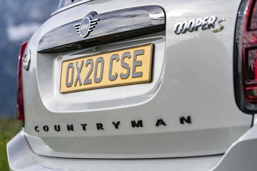 2020 F60 MINI Countryman facelift – cleaner engines, more standard kit, new displays, black exterior trim 1122180
